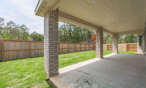 New construction Single-Family house 16114 Rustling Woods Rd, Conroe, TX 77302 Plan 5029 Exterior B- photo 17 17