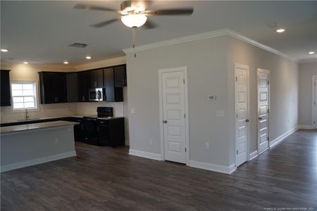 New construction Single-Family house 106 Grinnel Loop, Sanford, NC 27332 - photo 5 5