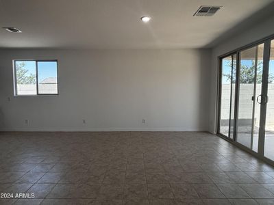 New construction Single-Family house 10215 S 55Th Drive, Laveen, AZ 85339 Sage Homeplan- photo 8 8