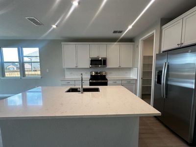 New construction Single-Family house 124 Jasmine Ln, Marble Falls, TX 78654 - photo 7 7