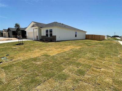 New construction Single-Family house 100 Lazy Lizzy Rd, Jarrell, TX 76537 TRINITY- photo 2 2