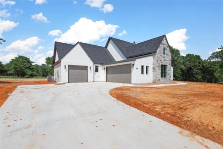 New construction Single-Family house 4000 Conejo Court, Poolville, TX 76487 - photo 6 6