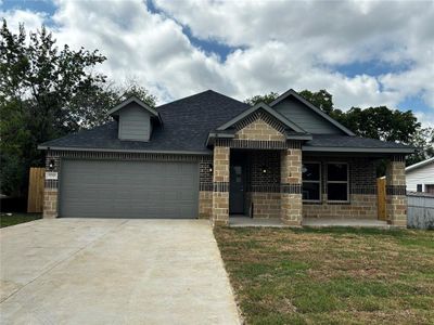 New construction Single-Family house 1516 Avenue D, Fort Worth, TX 76104 - photo 0