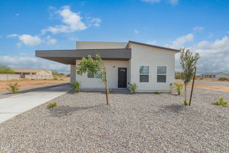 New construction Single-Family house 15281 S Padres Road, Arizona City, AZ 85123 - photo 0