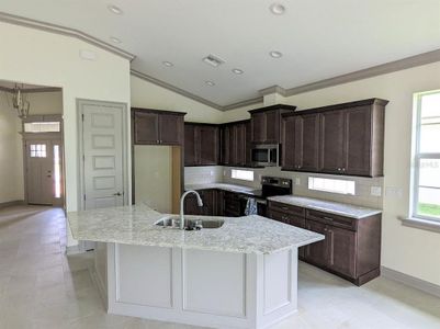 New construction Single-Family house 7915 Lake James Boulevard, Lakeland, FL 33810 - photo 2 2