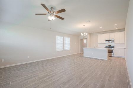 New construction Single-Family house 12323 Belhaven Terrace Drive, Houston, TX 77044 - photo 8