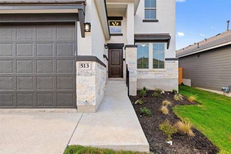 New construction Single-Family house 205 Comet Pointe Dr, Georgetown, TX 78628 - photo 3 3