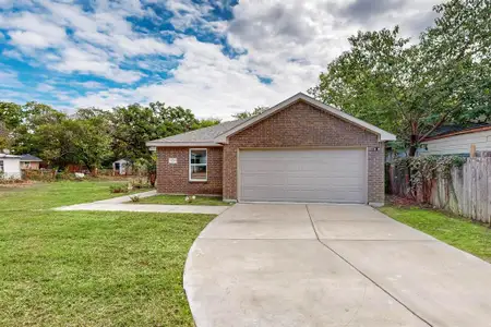 New construction Single-Family house 4214 Carl Street, Dallas, TX 75210 Camelia- photo 0