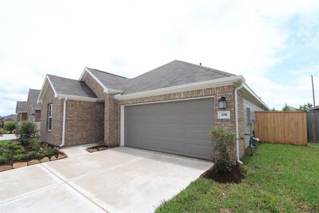 New construction Single-Family house 708 Larkspur Shadow Drive Drive, Magnolia, TX 77354 - photo 1 1