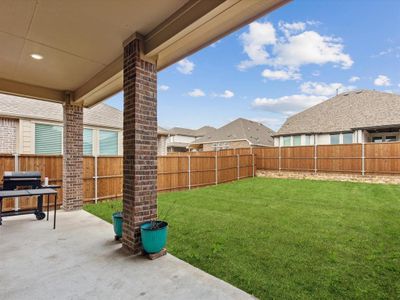 New construction Single-Family house 921 Rosebay Drive, Justin, TX 76247 - photo 24 24