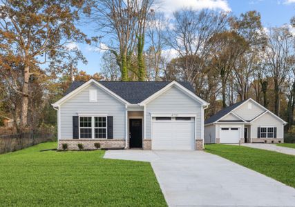 New construction Single-Family house Thayer Glen Ct, Charlotte, NC 28213 - photo 0 0