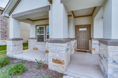 New construction Single-Family house 310 Windy Reed Rd, Hutto, TX 78634 - photo 2 2