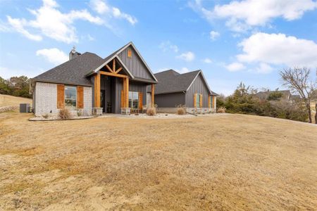 New construction Single-Family house 1821 Oak Bend Trail, Weatherford, TX 76085 - photo