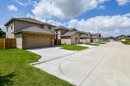 New construction Single-Family house 2803 Topiary Lane, Houston, TX 77014 - photo 0