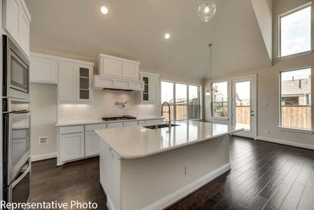 New construction Single-Family house 4706 Buttonbush Drive, Venus, TX 76084 - photo 9 9