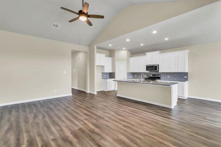 New construction Single-Family house 13825 Bahia Bay Drive, Texas City, TX 77568 Melbpurne- photo 18 18