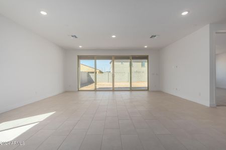New construction Single-Family house 12020 W Parkway Lane, Avondale, AZ 85323 - photo 2 2