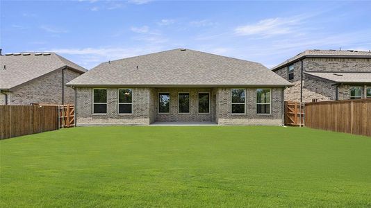 New construction Single-Family house 1509 Bridlepath Trail, Forney, TX 75126 Cypress II T- photo 27 27