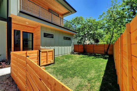 New construction Single-Family house 1704 Cullen Ave, Unit 2, Austin, TX 78757 - photo 24 24