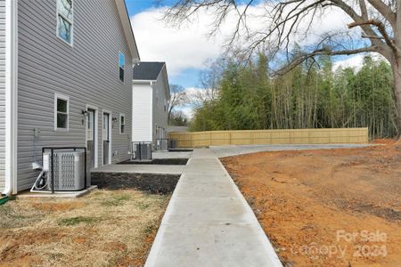 New construction Duplex house 712 & 714 Evening Shade Lane, Gastonia, NC 28052 - photo 14 14