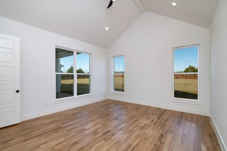 New construction Single-Family house 2350 Kinley Brooke Drive, Waxahachie, TX 75167 - photo 33 33