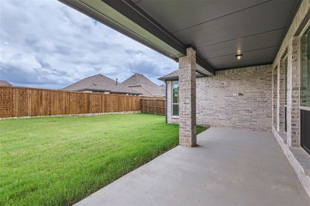 New construction Single-Family house 9321 Royal Forest Drive, Oak Point, TX 75068 Plan 1527- photo 25 25