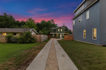 New construction Single-Family house 7603 Creston Lane, Unit 1, Austin, TX 78752 - photo 29 29