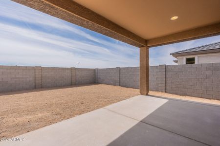 New construction Single-Family house 24187 W Hess Avenue, Buckeye, AZ 85326 - photo 19 19