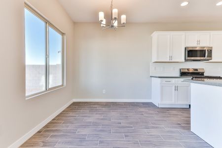 New construction Single-Family house 2513 North Bronco Lane, Casa Grande, AZ 85122 - photo 18 18