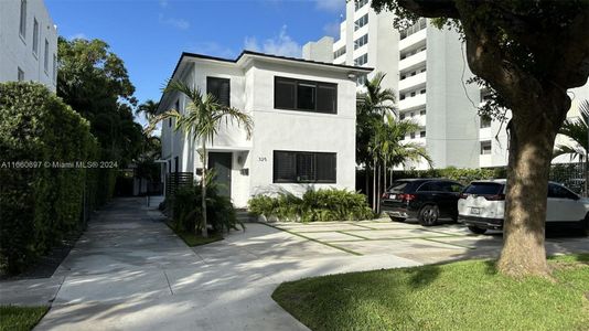 New construction Single-Family house 325 Sw 30Th Rd, Miami, FL 33129 - photo 0