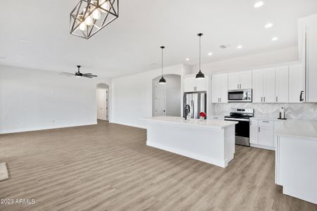 New construction Single-Family house 1550 E Kennedy Avenue, Coolidge, AZ 85128 - photo 4