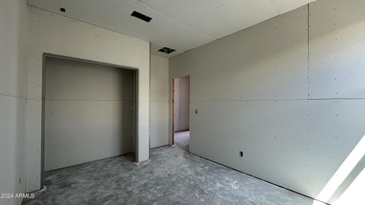 New construction Single-Family house 4131 E Bradford Avenue, San Tan Valley, AZ 85143 Larkspur Homeplan- photo 10 10