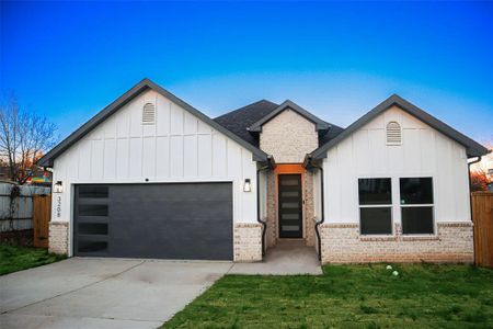 New construction Single-Family house 3208 Nw 31St Street, Fort Worth, TX 76106 - photo 1 1