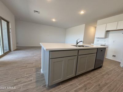 New construction Single-Family house 47818 W Moeller Road, Maricopa, AZ 85139 Iris Homeplan- photo 21 21