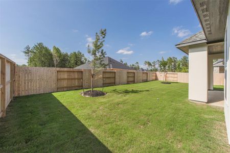 New construction Single-Family house 12723 Creekside Shadows Lane, Conroe, TX 77302 - photo 40 40