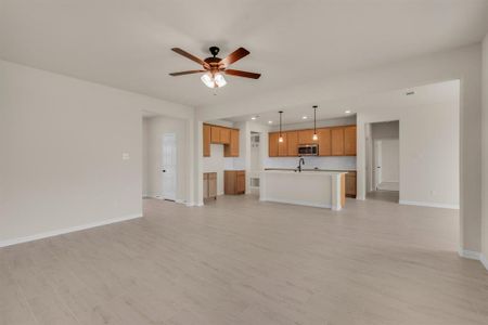 New construction Single-Family house 210 Roosevelt Lane, Valley View, TX 76272 - photo 12 12