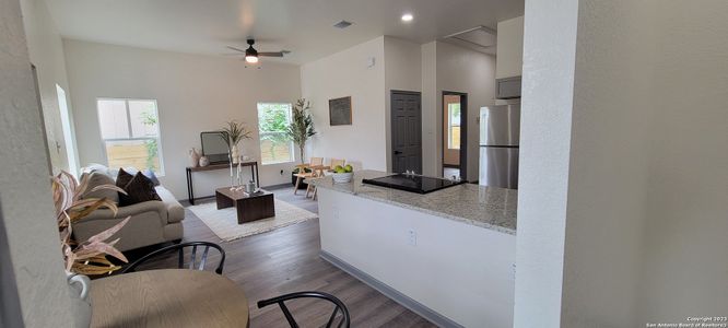 New construction Single-Family house 2014 Montezuma St, San Antonio, TX 78207 - photo