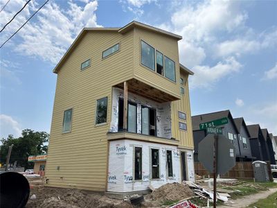 New construction Single-Family house 1307 71St Street, Unit A, Houston, TX 77011 - photo 8 8