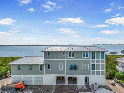 New construction Single-Family house 332 Harbour Sound Court, Bradenton, FL 34209 - photo
