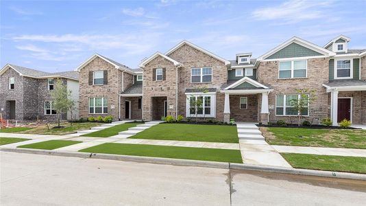 New construction Townhouse house 3013 Willow Wood Court, Unit 10, Heartland, TX 75114 - photo