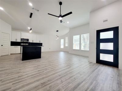 New construction Single-Family house 4631 Cherbourg Street, Dallas, TX 75216 - photo 2 2