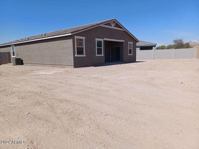 New construction Single-Family house 5695 S 240Th Lane, Buckeye, AZ 85326 - photo 24 24