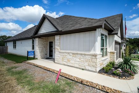 Veranda by Bellaire Homes in San Antonio - photo