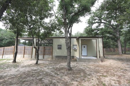 New construction Single-Family house 306 Cibolo Way, La Vernia, TX 78121 - photo 12 12