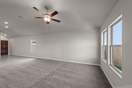 New construction Single-Family house 1304 Moby Drive, New Braunfels, TX 78130 Primrose- photo 21 21