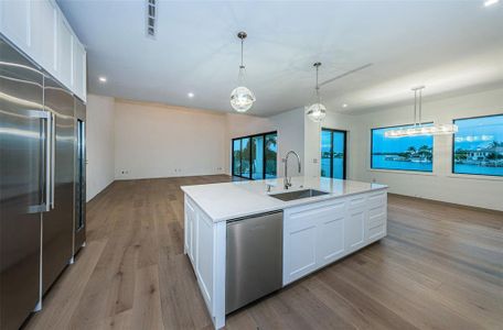 New construction Single-Family house 2601 Bayshore Drive, Belleair Beach, FL 33786 - photo 14 14