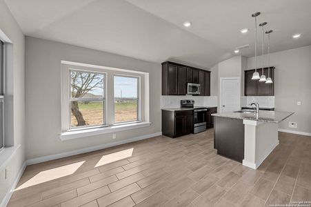 New construction Single-Family house 121 Calgary Drive, Floresville, TX 78114 Esparanza- photo 3 3