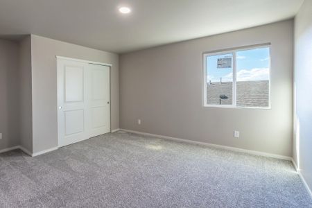 New construction Single-Family house 812 Galloway Drive, Johnstown, CO 80534 - photo 16 16