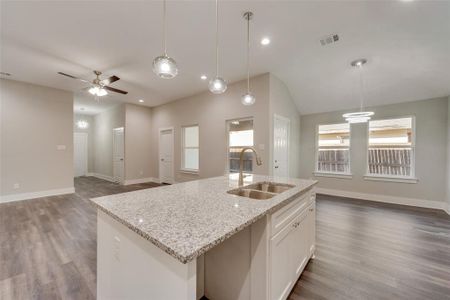 New construction Single-Family house 634 Bethpage Avenue, Dallas, TX 75217 - photo