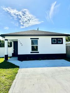 New construction Single-Family house 1192 Highview Rd Road, Lake Worth, FL 33462 - photo 1 1